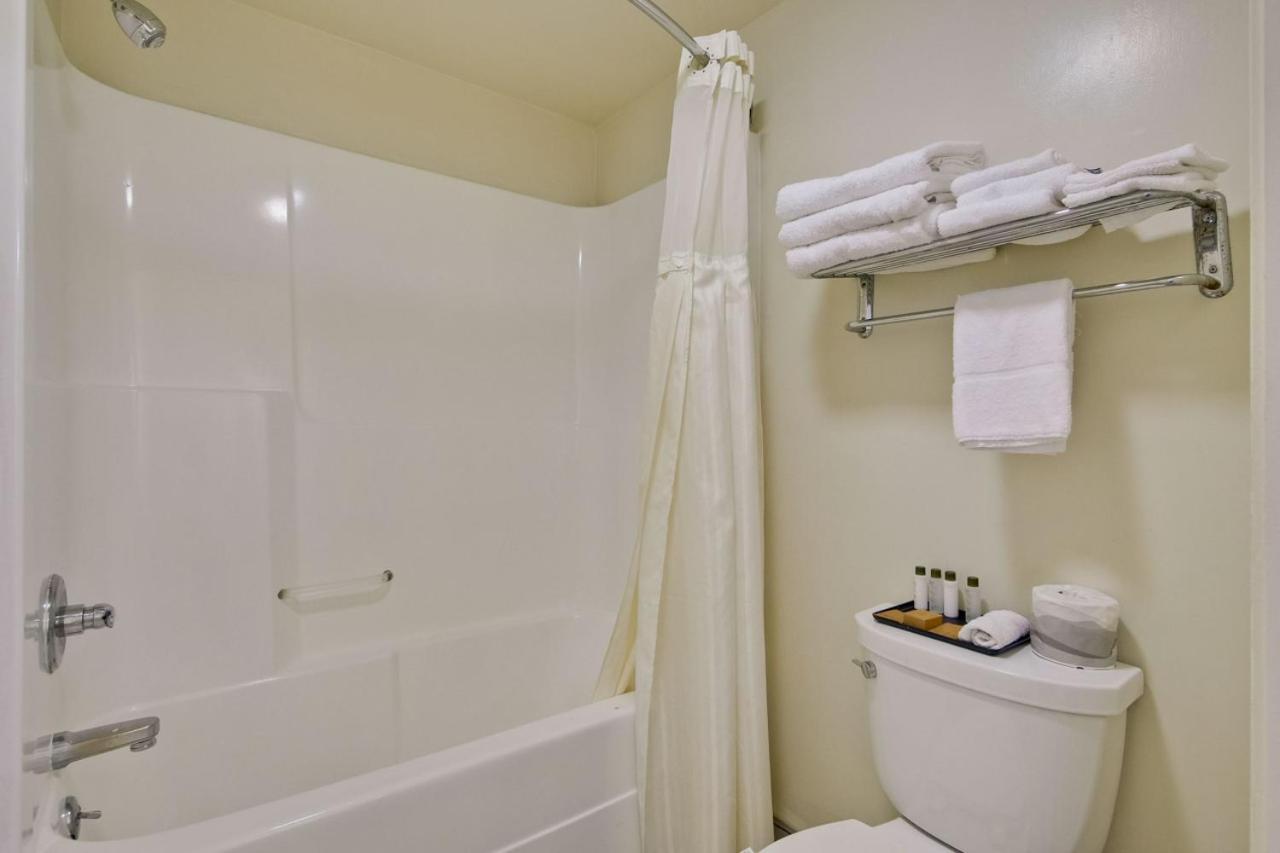 Americas Best Value Inn - Sky Ranch Palo Alto Habitación foto